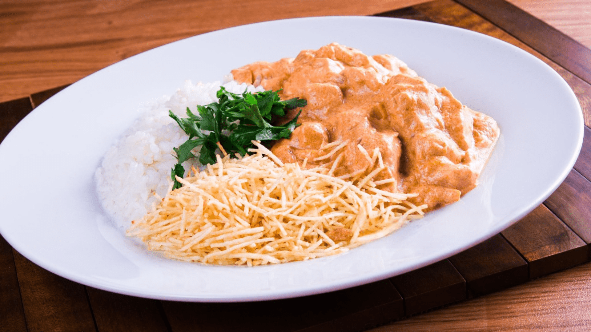 STROGONOFF COM BATATA PALHA SAUDÁVEL